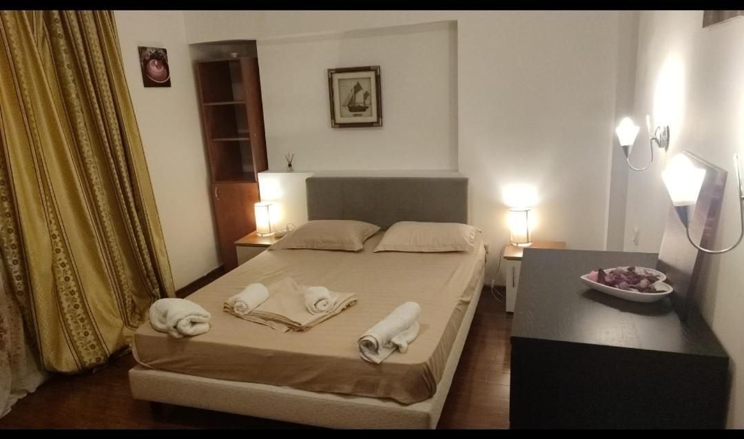 Old Center Apartament Букурещ Екстериор снимка
